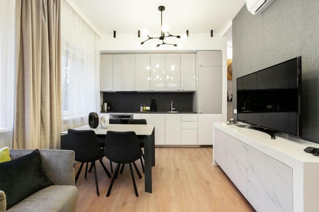 Luxury For Everyone - Hills Park Lux Apartments 2 Вилнюс Екстериор снимка